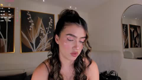 Paulina Santos  online show from 02.05.26