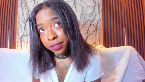 Pauline online show from 11.07.25