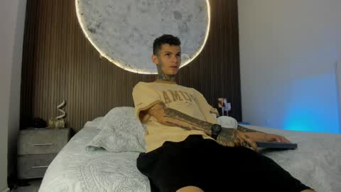 Paulo online show from 04.13.26