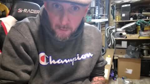 Snapshot of paulstetson chatting on 12.19.25 paulstetson online show from 12.19.25