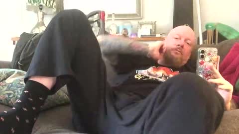 paulyb445 online show from 10.02.25