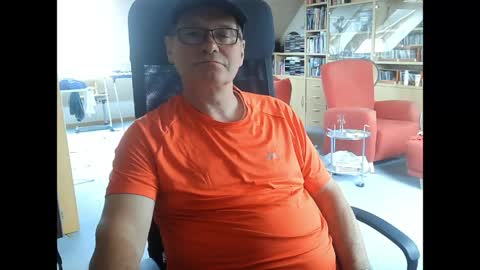 Pavlov aka Peter online show from 06.08.26