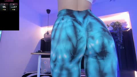 Snapshot of pawggirl18 chatting on 01.08.25 Dani online show from 01.08.25