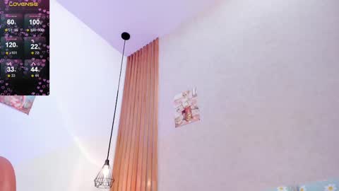Snapshot of pawggirl18 chatting on 02.27.25 Dani online show from 02.27.25