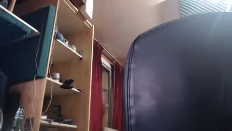 pc8474408 online show from 10.05.25