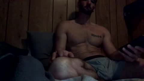 Snapshot of pduke81 chatting on 01.31.25 Hung sung Hero online show from 01.31.25