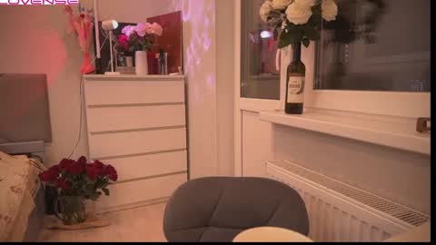 Snapshot of peaceful_oblivion chatting on 02.25.25 Sandra Next Stream pm MSK 5 pm UTC1pm EDT online show from 02.25.25