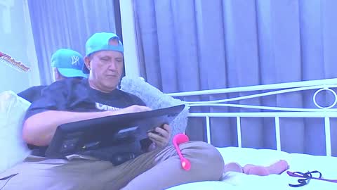 Snapshot of peacetous chatting on 01.04.25 Marc online show from 01.04.25