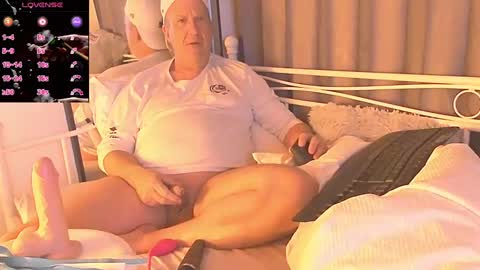 Snapshot of peacetous chatting on 02.19.25 Marc online show from 02.19.25