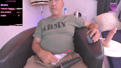 Snapshot of peacetous chatting on 09.13.25 Marc online show from 09.13.25