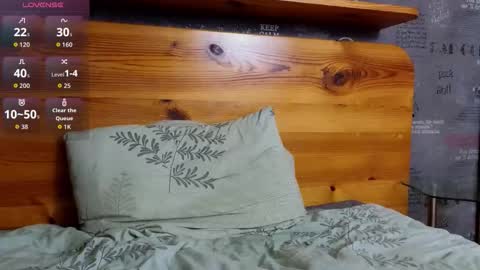 Peach boy  online show from 10.19.25