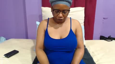 Snapshot of peachassxx chatting on 06.24.26 peachy online show from 06.24.26
