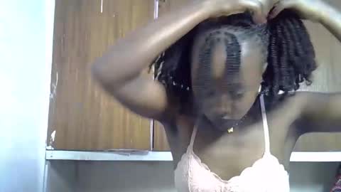 peachy_ebony online show from 10.26.25