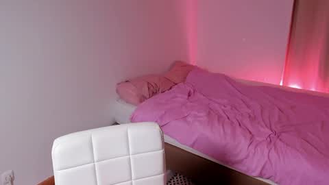 Alice online show from 04.13.26