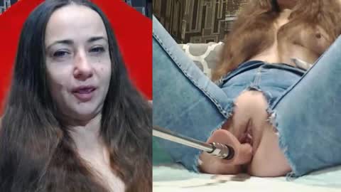 Snapshot of pearl_helen chatting on 11.15.25 pearl_helen online show from 11.15.25