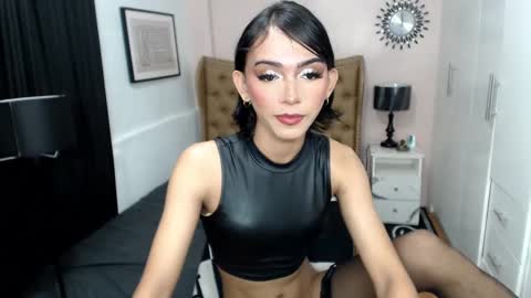 Pearl online show from 02.04.25