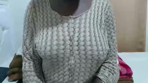 Snapshot of peekybarbie chatting on 09.18.25 Barbie online show from 09.18.25