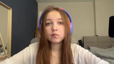 Luna Vale online show from 06.21.26