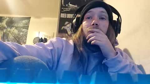 Snapshot of peeteez chatting on 10.29.25 peeteez online show from 10.29.25