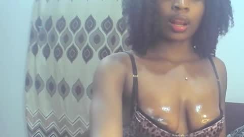 Lizzy online show from 10.19.25