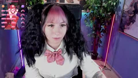 Snapshot of peggymcdean chatting on 11.03.25 peggymcdean online show from 11.03.25