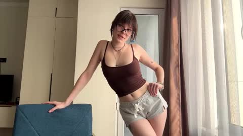 Lolly online show from 12.05.25