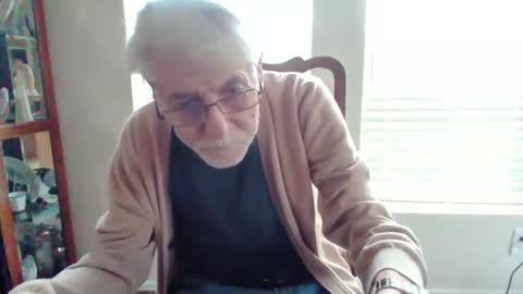 Snapshot of pem1650 chatting on 09.30.25 pem1650 online show from 09.30.25