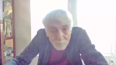 Snapshot of pem1650 chatting on 10.14.25 pem1650 online show from 10.14.25