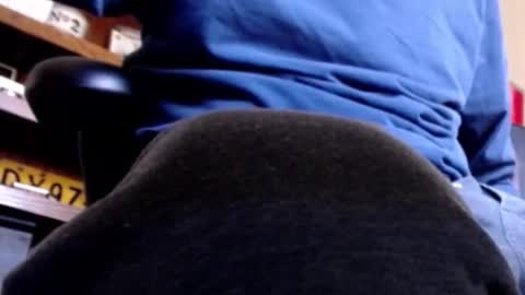 Snapshot of pem1650 chatting on 10.15.25 pem1650 online show from 10.15.25