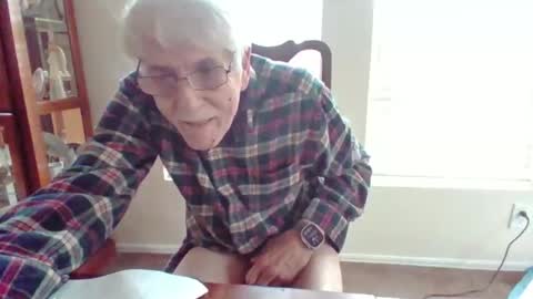 Snapshot of pem1650 chatting on 10.23.25 pem1650 online show from 10.23.25