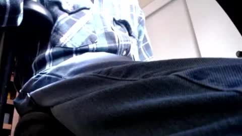 Snapshot of pem1650 chatting on 11.08.25 pem1650 online show from 11.08.25