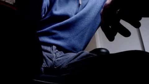 Snapshot of pem1650 chatting on 11.16.25 pem1650 online show from 11.16.25