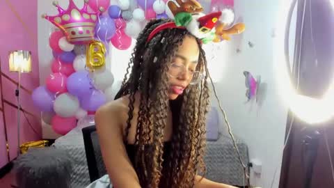 Snapshot of peneelopeecute chatting on 12.13.24 peneelopeecute online show from 12.13.24