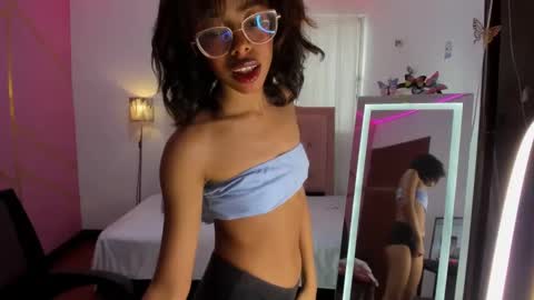 Snapshot of peneelopeecute chatting on 02.12.25 peneelopeecute online show from 02.12.25