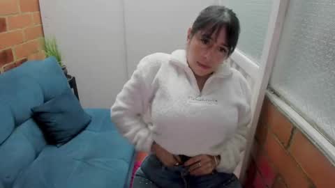 Snapshot of penelope47 chatting on 09.13.25 Penelope online show from 09.13.25