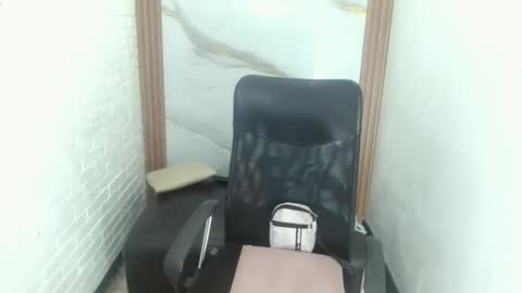 Penelopee Rouse online show from 10.13.25