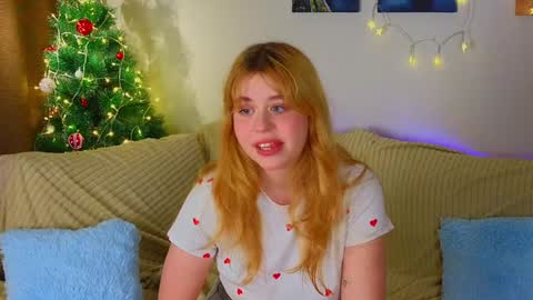Snapshot of penny_staar chatting on 12.23.24 Penny staar online show from 12.23.24