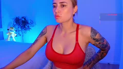 Snapshot of pennyy__ chatting on 06.21.26 Hi Im Penelope better vibrations 1111 online show from 06.21.26
