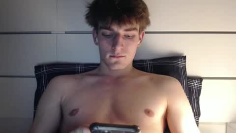 Snapshot of pepito1083 chatting on 01.01.25 cutebelgianboy online show from 01.01.25