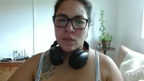 Snapshot of pepitt45 chatting on 05.25.26 Megan online show from 05.25.26
