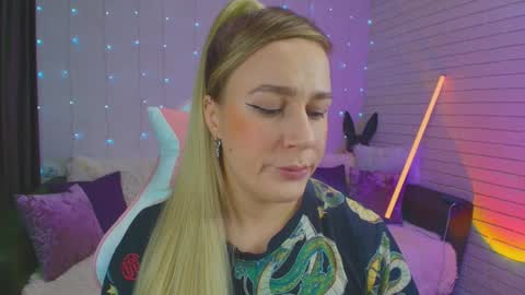 Dia  online show from 02.03.25