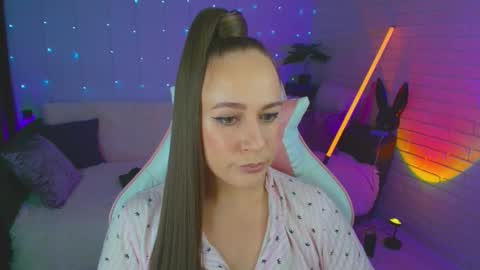 Dia  online show from 09.09.25