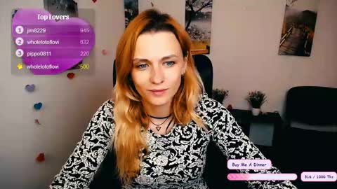 Snapshot of peppymia chatting on 11.13.25 Mia online show from 11.13.25