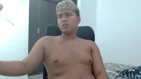 Snapshot of percibal_junior1 chatting on 01.13.25 percibal_junior1 online show from 01.13.25