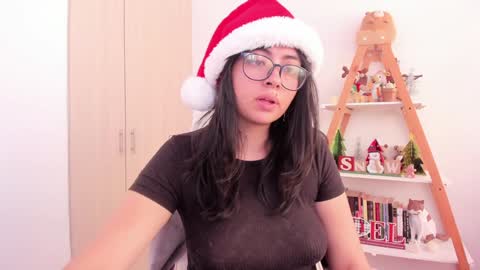 Sarah Ana Banana online show from 12.16.24