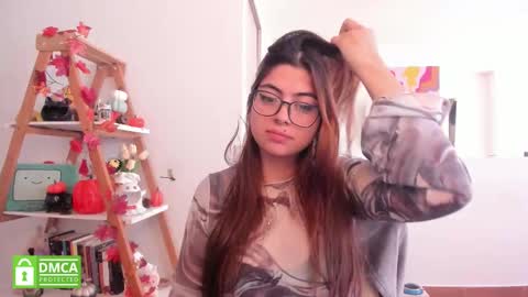 Sarah Ana Banana online show from 10.16.25