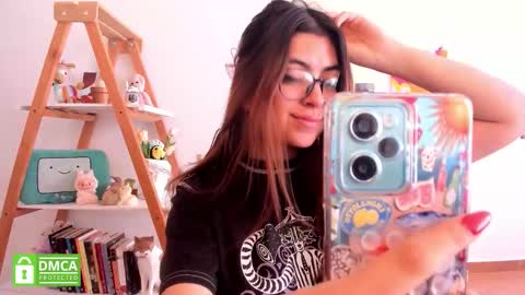 Sarah Ana Banana online show from 01.13.26