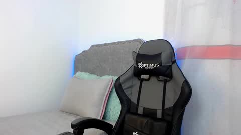 Snapshot of perfectskinny_latinmen_07 chatting on 02.18.25 Andy online show from 02.18.25