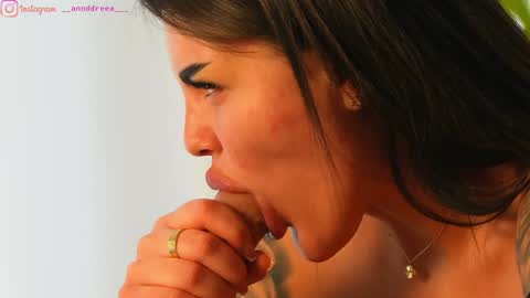 Dee online show from 02.26.25