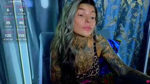 Snapshot of perfecttbaby77n chatting on 11.10.25 Anna online show from 11.10.25